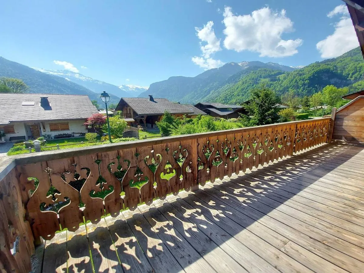 Appartement Cosy Avec Balcon, Proche Centre Village Samoens, Parking, Wifi, Ski Bus A 50M - Fr-1-624-42 0*,  Frankrijk